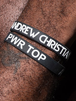 Andrew Christian - PWR TOP - Bracciale con scritta fluo