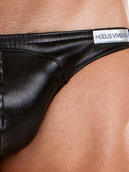 https://www.poppers-italia.com/images/product_images/popup_images/20513-leather-brief-black-modus_vivendi__2.jpg