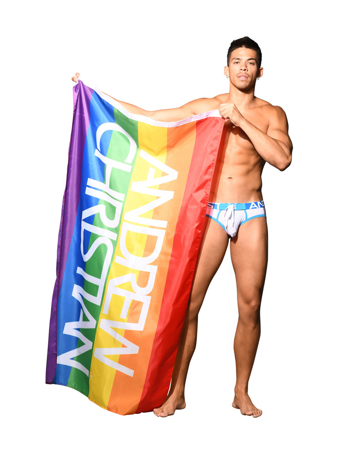 https://www.poppers-italia.com/images/product_images/popup_images/8880-gay-pride-flag__1.jpg