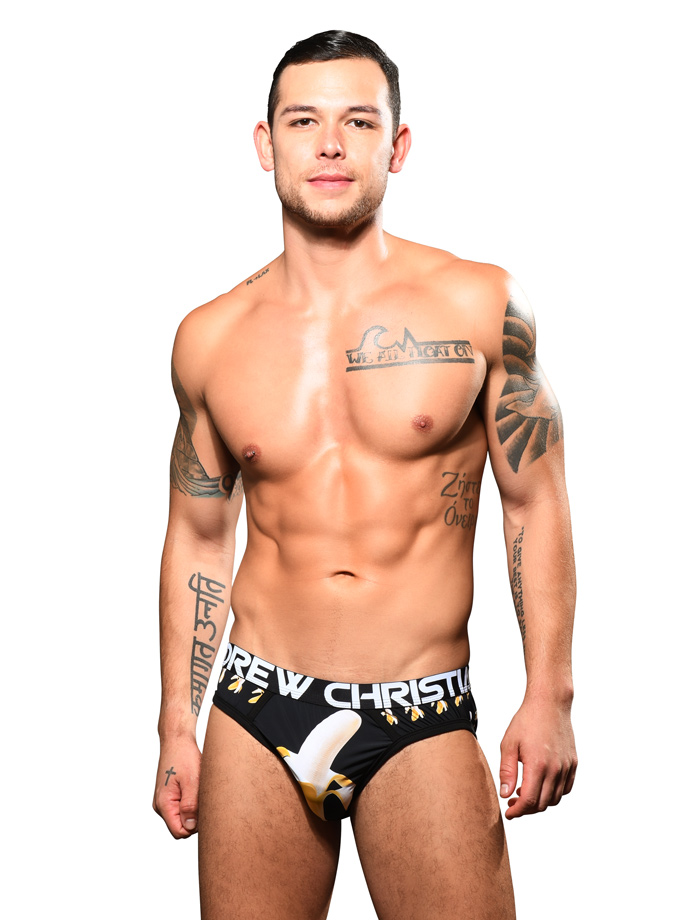 https://www.poppers-italia.com/images/product_images/popup_images/92402-andrew-christian-big-banana-brief__1.jpg
