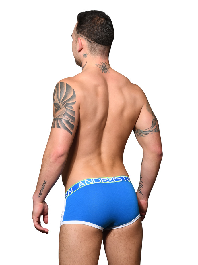 https://www.poppers-italia.com/images/product_images/popup_images/92592-almost-naked-retro-pocket-boxer-electric-blue__4.jpg