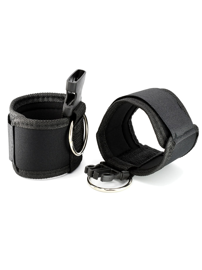 https://www.poppers-italia.com/images/product_images/popup_images/bondage-beginner-wrist-or-ankle-cuffs__1.jpg