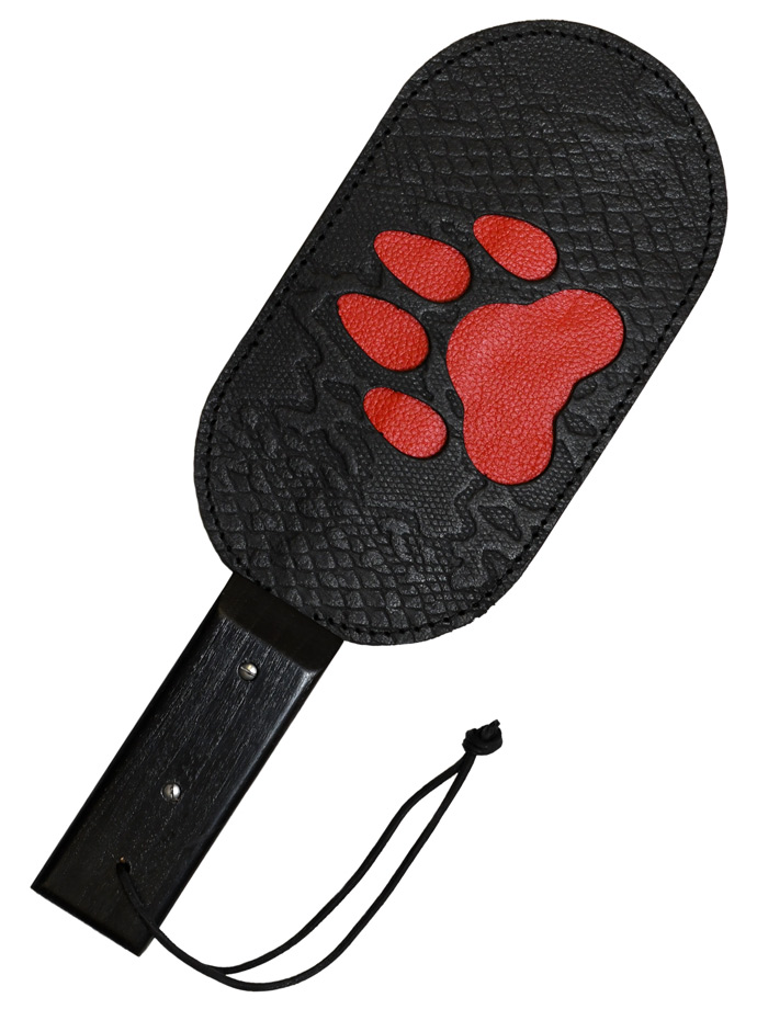 https://www.poppers-italia.com/images/product_images/popup_images/leather-paddle-with-red-paw-print-and-wooden-handle-black.jpg