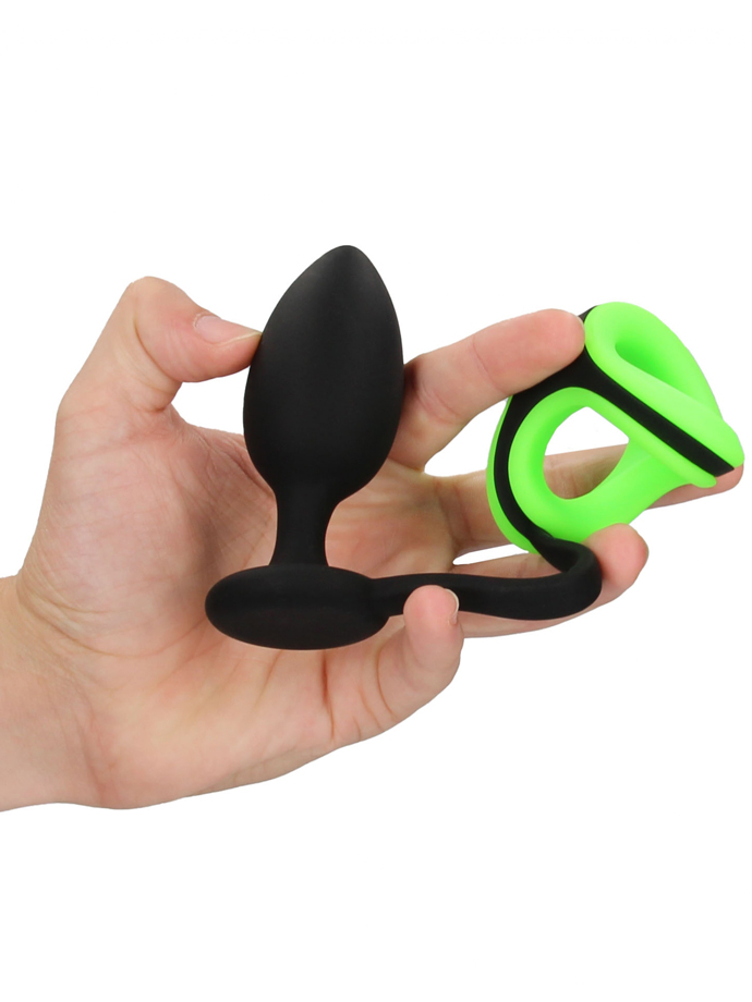 https://www.poppers-italia.com/images/product_images/popup_images/ouch-buttplug-cockring-ballstrap-glow-in-the-dark__4.jpg