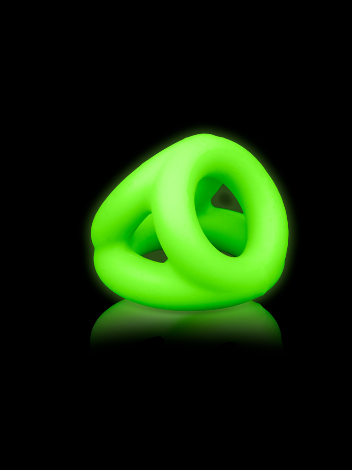 https://www.poppers-italia.com/images/product_images/popup_images/ouch-liquid-silicone-cockring-ballstrap-glow-in-the-dark__2.jpg